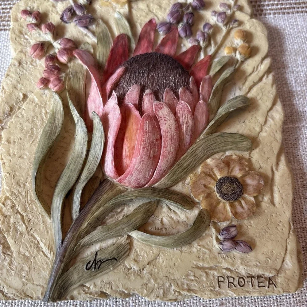 VTG Protea Cheri Blum 3D Floral Wall Hanging Resin Plaques Flowers 6.25x4.25
